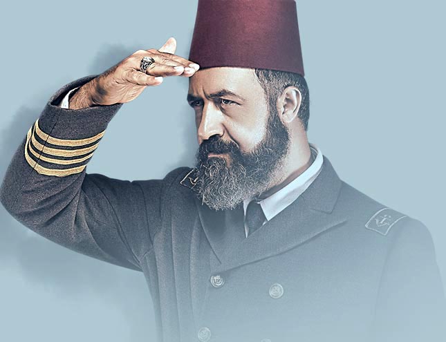トルコの俳優 メーメト オズギュルが「海難1890」でエルトゥールル号の艦長のアーリ ベイ役